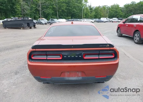 2021 Dodge Challenger R/T Scat Pack z USA, uszkodzony, nr VIN 2C3CDZFJXMH555436